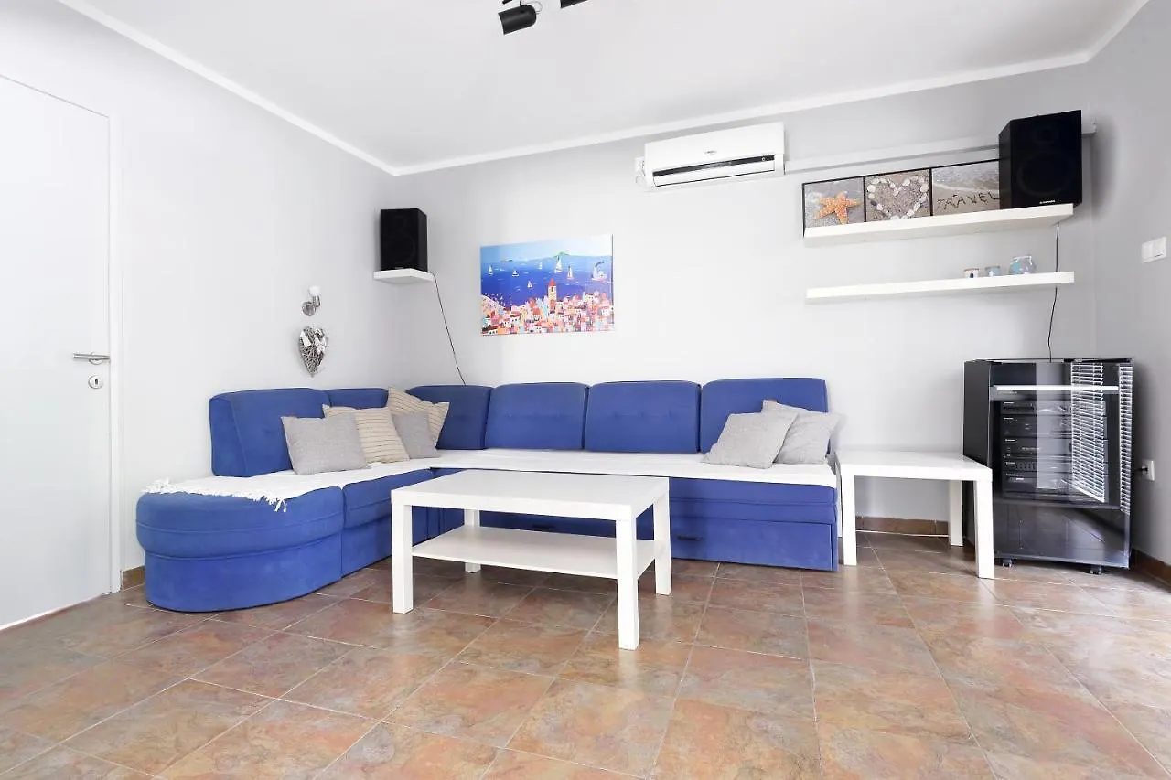 Apartman Don Pag Town 0*,  Hırvatistan