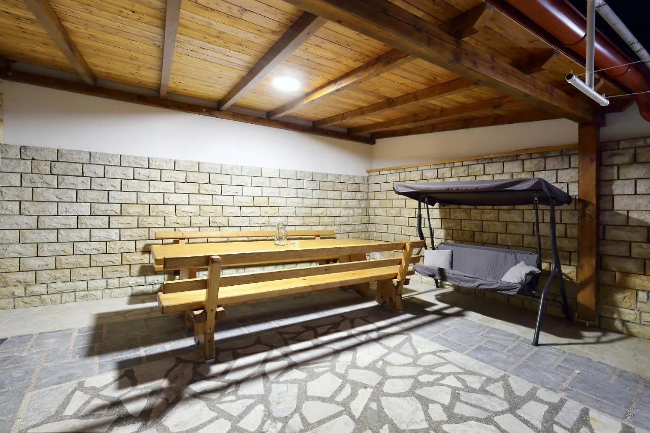 Apartman Don Pag Town 0*,