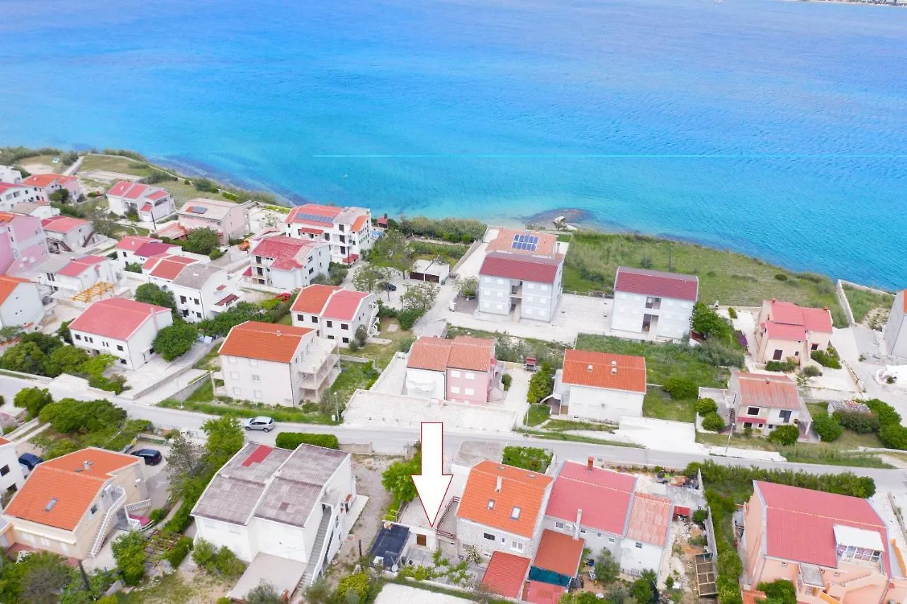 Apartman Don Pag Town 0*,  Hırvatistan